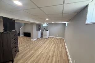 1076 Plainfield St, Johnston, RI 02919 - Photo 28