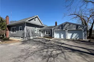1076 Plainfield St, Johnston, RI 02919 - Photo 6