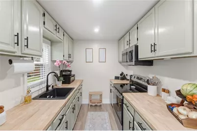 78 Eddy Street, Cranston, RI 02920 - Photo 2