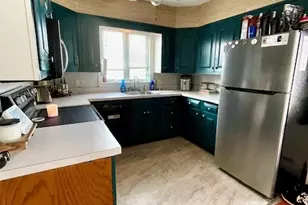 41 Felsmere Ave, Pawtucket, RI 02861 - Photo 12