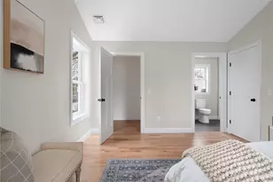 128 Wollaston St, Cranston, RI 02910 - Photo 20