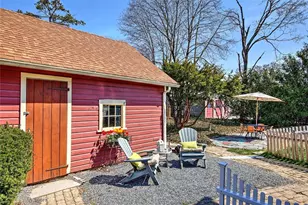 324 Pleasant St, East Providence, RI 02916 - Photo 42