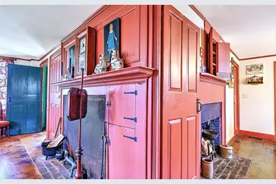 324 Pleasant Street, East Providence, RI 02916 - Photo 12