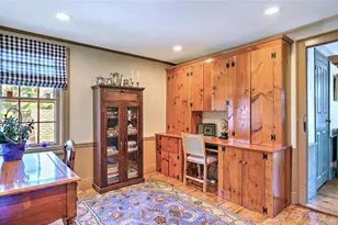 324 Pleasant St, East Providence, RI 02916 - Photo 26