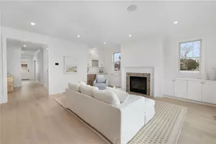 12 Lookout Ln, Portsmouth, RI 02871 - Photo 8