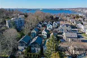 5 Conrad Ct, Newport, RI 02840 - Photo 2
