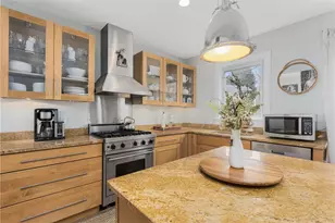 5 Conrad Ct, Newport, RI 02840 - Photo 14
