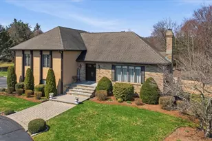 6 Christopher Dr, Johnston, RI 02919 - Photo 8