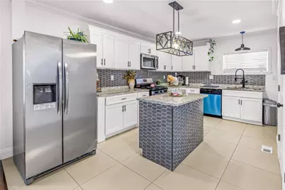 14 South Fairview Street, Johnston, RI 02919 - Photo 4