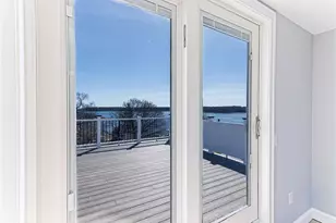 62 John Wickes Ave, Warwick, RI 02818 - Photo 30