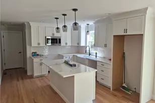 301 Switch Rd, Richmond, RI 02832 - Photo 4