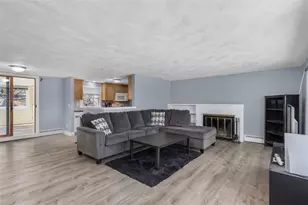 153 Diamond Hill Rd, Warwick, RI 02886 - Photo 6