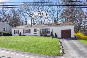 153 Diamond Hill Rd, Warwick, RI 02886 - Photo 4