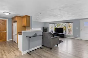 153 Diamond Hill Rd, Warwick, RI 02886 - Photo 12