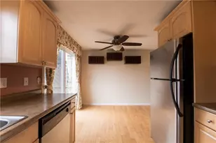 5804 Post Rd, Warwick, RI 02818 - Photo 4