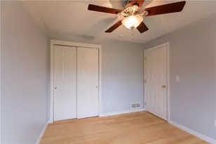 5804 Post Rd, Warwick, RI 02818 - Photo 10