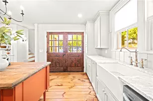69 Hudson St, Providence, RI 02909 - Photo 8