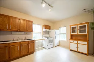 10 Hendricks St, South Kingstown, RI 02879 - Photo 6