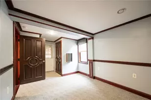 10 Hendricks St, South Kingstown, RI 02879 - Photo 36