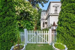 10 Hendricks St, South Kingstown, RI 02879 - Photo 4
