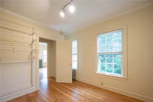 10 Hendricks St, South Kingstown, RI 02879 - Photo 8
