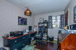 303 Middle Rd, Portsmouth, RI 02871 - Photo 20