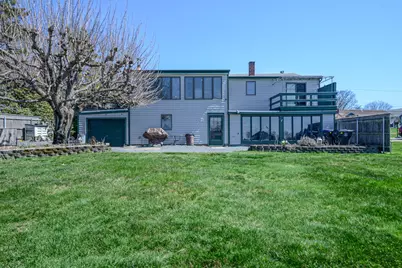 303 Middle Road, Portsmouth, RI 02871 - Photo 32