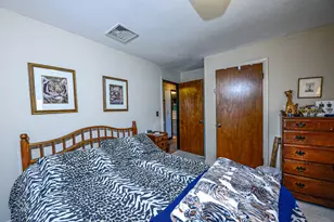 303 Middle Rd, Portsmouth, RI 02871 - Photo 16