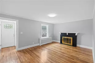 2 Sprague Ave, East Providence, RI 02915 - Photo 6