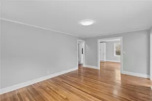 2 Sprague Ave, East Providence, RI 02915 - Photo 16