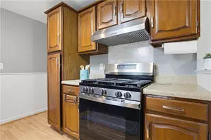 5 Shady Ln, East Providence, RI 02915 - Photo 8