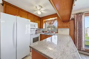 73 Oregon Ave, North Providence, RI 02911 - Photo 8