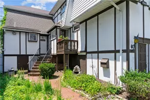129 Academy Ave, Providence, RI 02908 - Photo 4