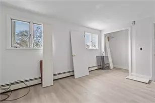 129 Academy Ave, Providence, RI 02908 - Photo 16