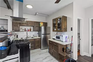 129 Academy Ave, Providence, RI 02908 - Photo 24