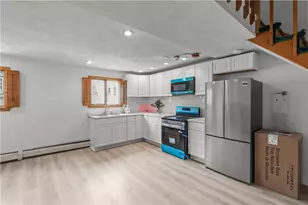 129 Academy Ave, Providence, RI 02908 - Photo 8