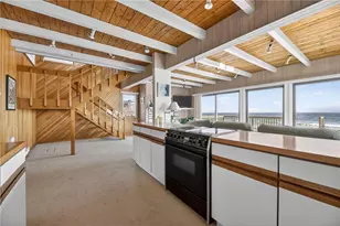 115 Atlantic Ave, Westerly, RI 02891 - Photo 16