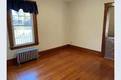 89 Hazelwood Avenue, East Providence, RI 02914 - Photo 8