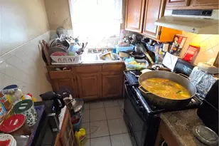 156 Lincoln Ave, Central Falls, RI 02863 - Photo 6
