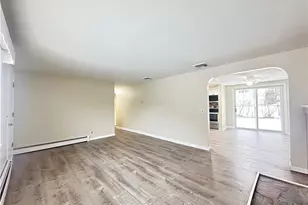 135 S Pierce Rd, East Greenwich, RI 02818 - Photo 12