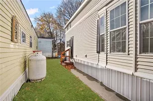 443 Dyer Ave, Cranston, RI 02920 - Photo 20