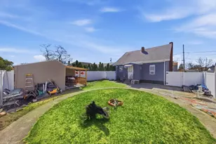 113 Woodside Ave, Pawtucket, RI 02861 - Photo 28