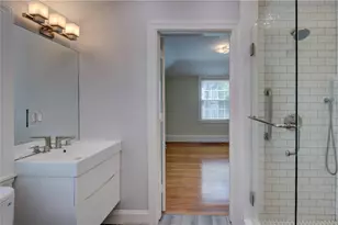 70 Sargent Ave, Providence, RI 02906 - Photo 26