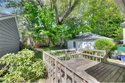 70 Sargent Avenue, Providence, RI 02906 - Photo 32