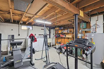 299 Woodward Avenue, East Providence, RI 02914 - Photo 32