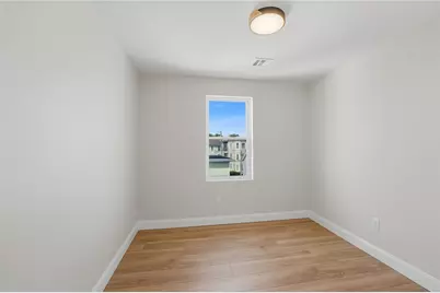 37 Webb Street, Pawtucket, RI 02860 - Photo 40