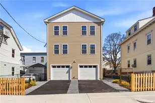 37 Webb St, Pawtucket, RI 02860 - Photo 2