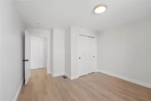 37 Webb St, Pawtucket, RI 02860 - Photo 24