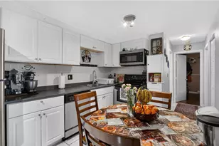 1190 Charles St, North Providence, RI 02904 - Photo 14