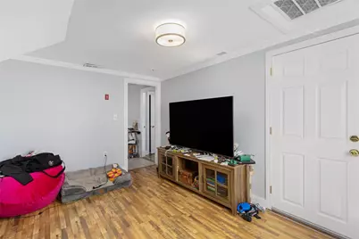 90 Pleasant Street, Providence, RI 02906 - Photo 32